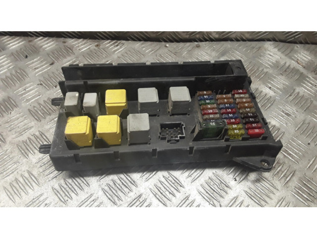 Блок предохранителей A9065450401 Volkswagen Crafter