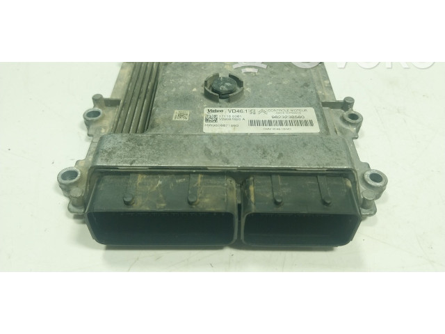 Блок управления двигателя 9823238580   Citroen C4 Cactus