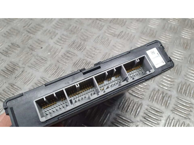 Блок управления 8968153010, 2850002116   Lexus IS III XE30