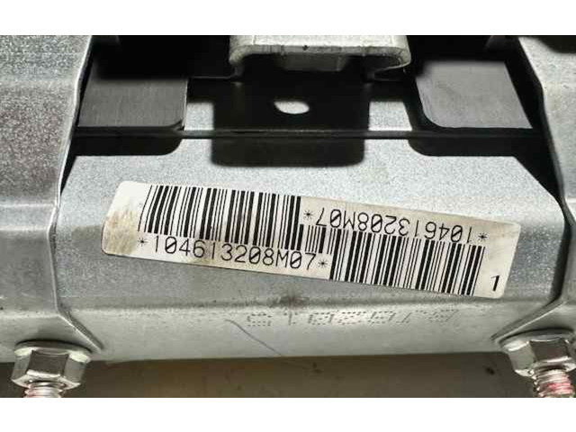 Подушка безопасности водителя 739970F010 Toyota Corolla Verso AR10