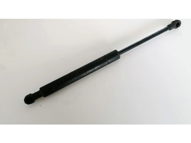 Амортизатор капота двигателя