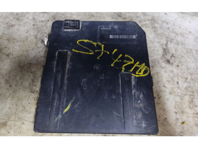   Pojistková skříňka    Renault Kangoo  2009