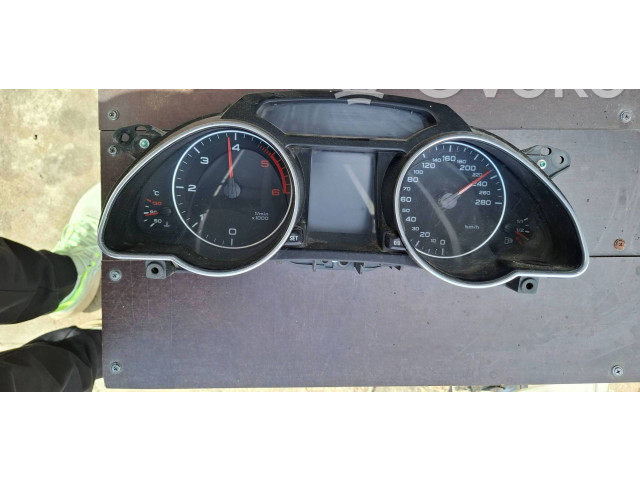 Přístrojová deska  Audi A5 Sportback 8TA 2010 8T0920931D  