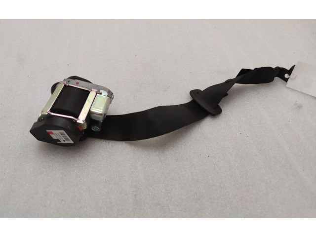 Задний ремень безопасности