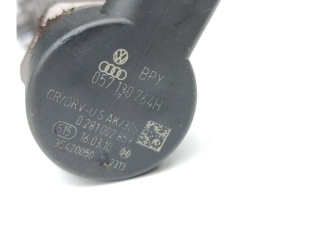 Топливная рампа 057130764H, 059130090AH Audi A6 S6 C6 4F для двигателя CANC