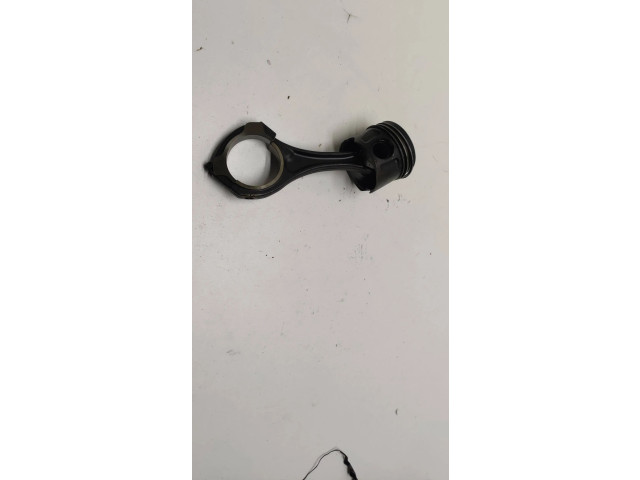 Píst 8340e Mercedes-Benz E W211