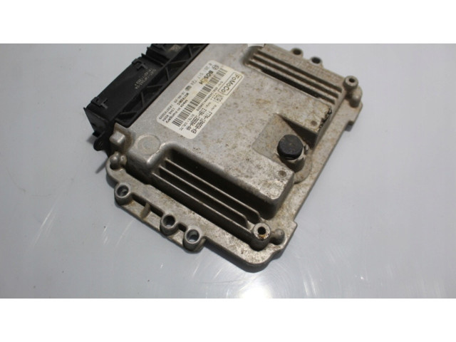 Блок управления двигателем ECU