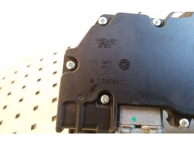 Моторчик заднего дворника 13256917 Opel Zafira C