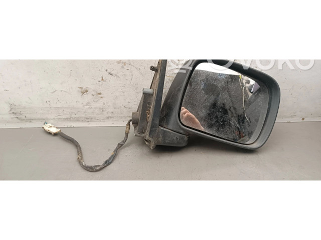 Zpětné zrcátko  Nissan Terrano 2000  E9020066, E9010050  