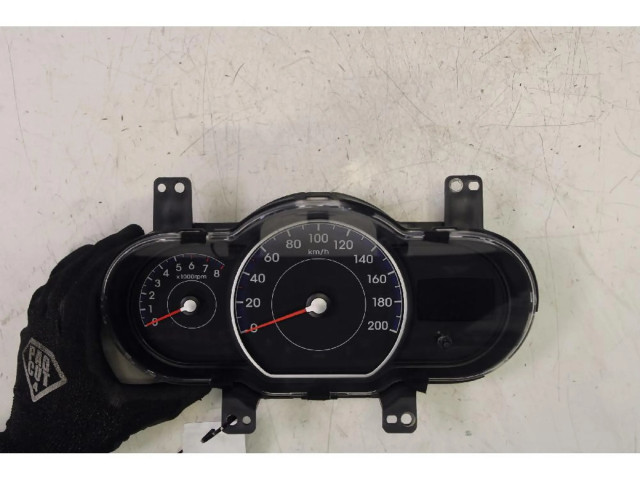 Панель приборов Hyundai i10