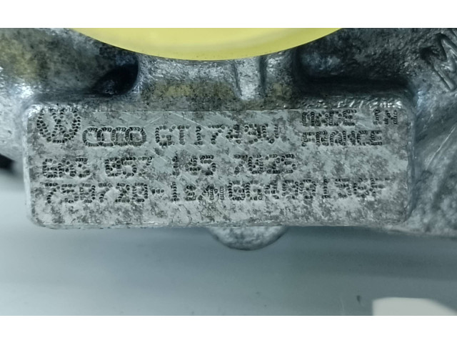 Pojistková skříňka Турбина 057145702, 6NW008412   Audi A8 S8 D3 4E 2005