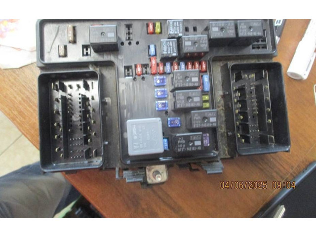 Блок предохранителей  FG9T14A067KB, G2811MADE   Ford S-MAX    