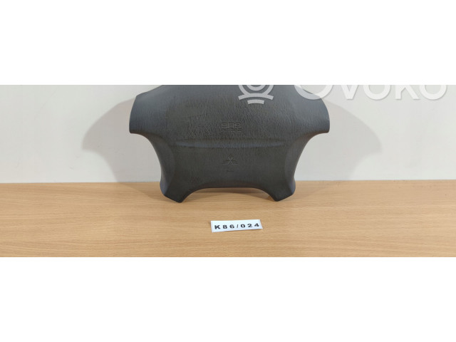 Подушка безопасности водителя MR740922 Mitsubishi Carisma