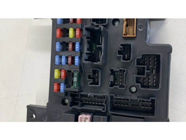 Блок предохранителей 8637A318   Citroen C-Crosser    