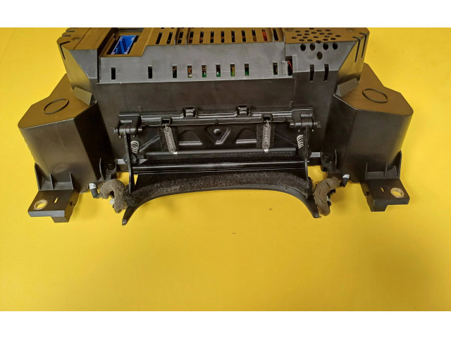 Přístrojová deska Audi A8 S8 D3 4E 2005 4E0920900T