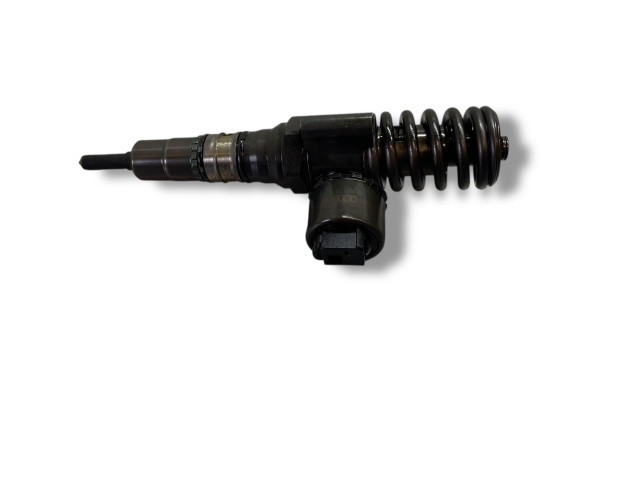 Форсунка 0414720404, 03g130073g Volkswagen Jetta V BKC