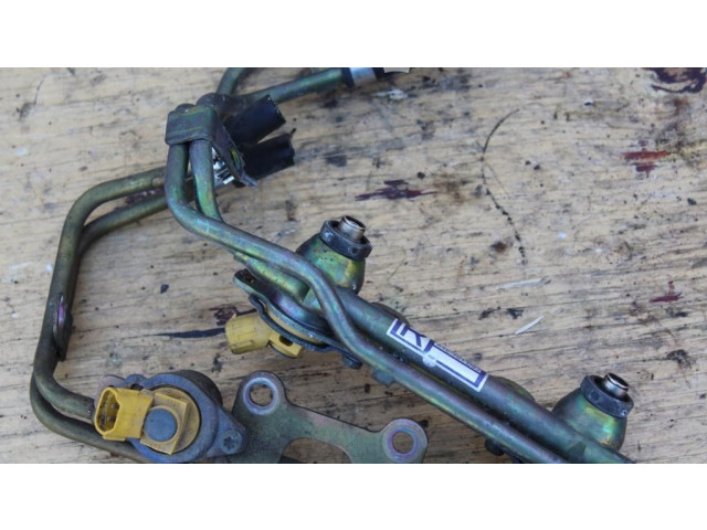 Форсунка 17522AA832    Subaru Forester SG   