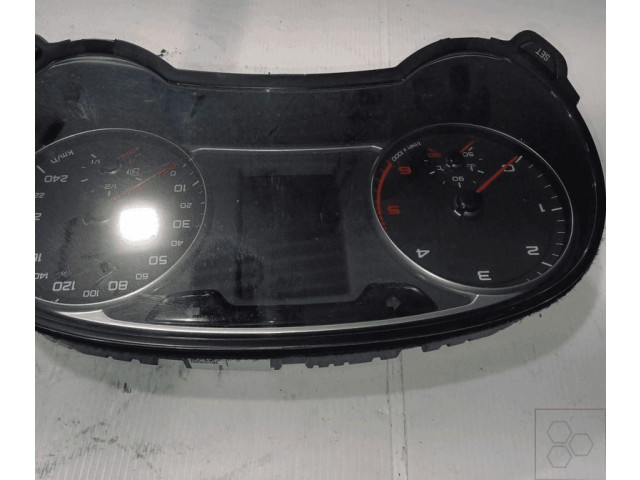 Панель приборов 8X0920900F   Audi A1       