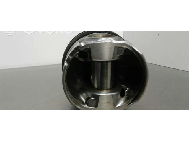 Поршень BSY Mitsubishi Outlander для дизельного двигателя 2.0