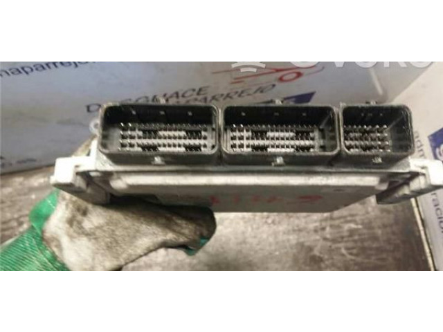 Блок управления двигателем Блок управления 281032811 Dacia Dokker