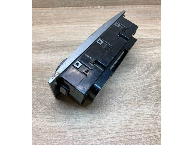 Блок управления климат-контролем 72311SA001, 5037223014   Subaru Forester SF