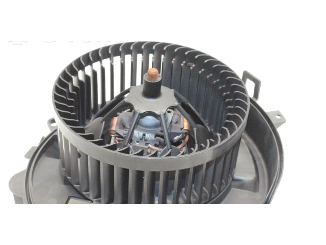 Вентилятор печки    5Q2819021A   Audi TT TTS RS Mk3 8S