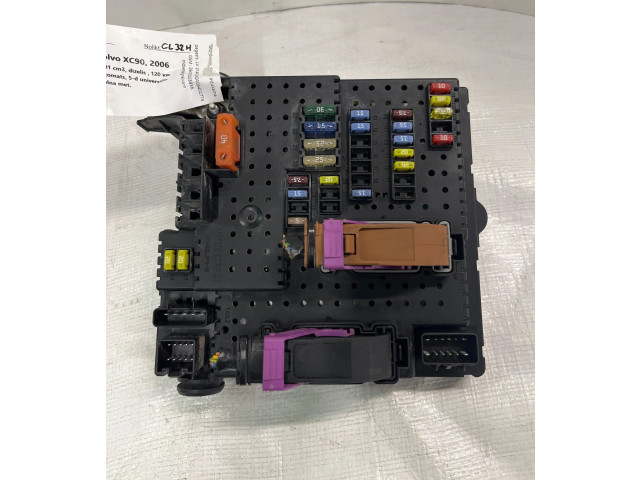 Блок предохранителей 30728512, 00006334963 Volvo XC90