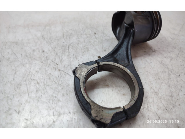  Поршень с шатуном OM642   Jeep Grand Cherokee (WK)  