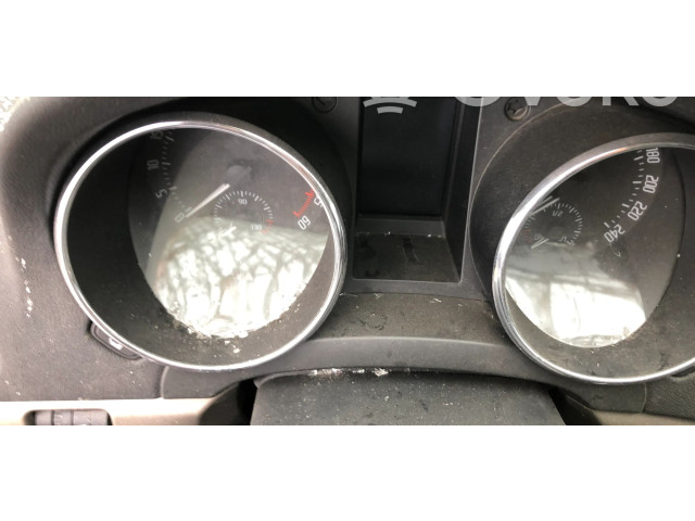 Панель приборов 5L0920840M1QB Skoda Yeti (5L)