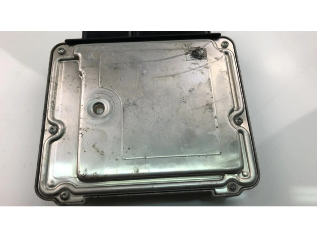 Блок управления двигателя 5L0907115 Skoda Yeti (5L)