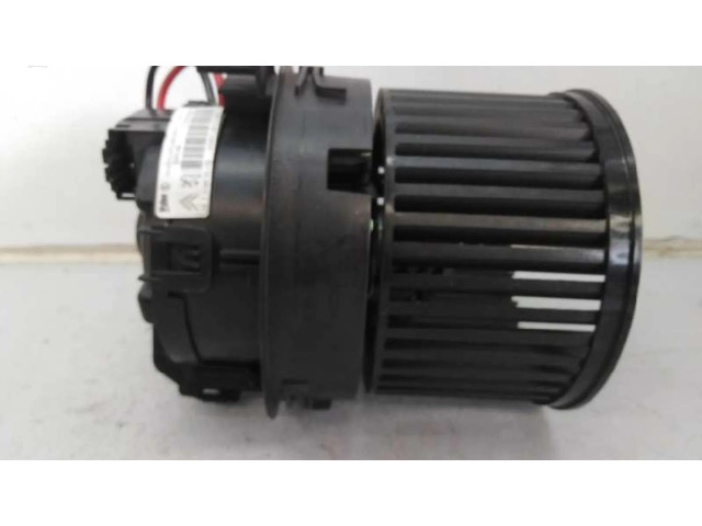 Вентилятор печки    587016001015, E3-B2-39-1   Peugeot 2008 II