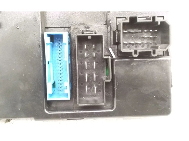 Zámek zadních dveří 4E0907289E Audi A8 S8 D3 4E 2008