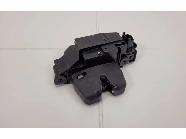 Zámek zadních dveří 9816195380 Citroen C4 II 2022