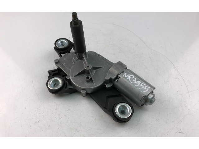 Моторчик заднего дворника 0390201884    Volvo V60