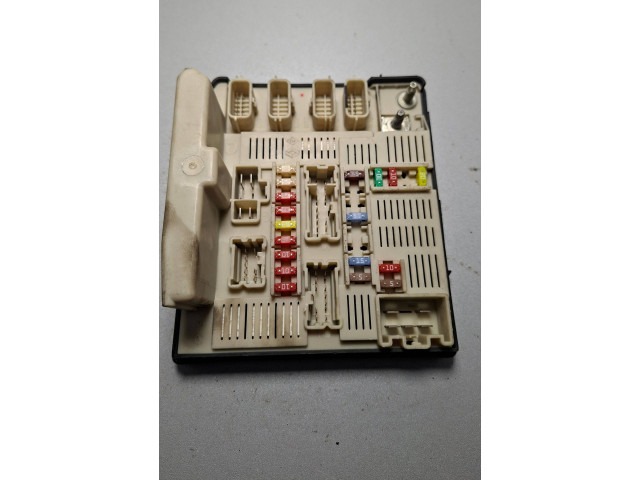 Блок предохранителей 8200481866, 5191580A8 Dacia Sandero