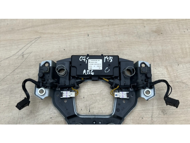 Кнопки рулевого колеса