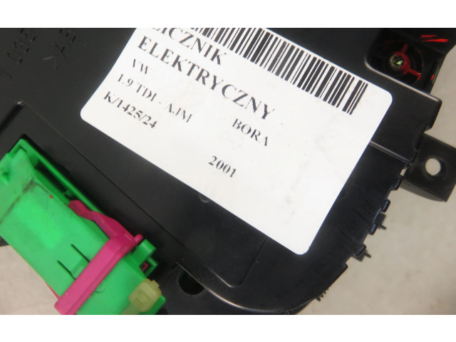 Панель приборов 1J0920802G, 1J0920802G Volkswagen Bora