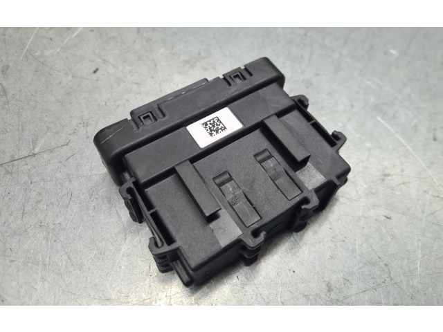 Блок комфорта 284Y66LA7A, F005V03266 Dacia Sandero