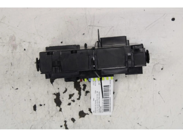 Блок предохранителей    Jeep Renegade    