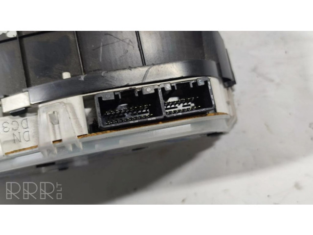 Přístrojová deska Mazda Demio 2000 DC7055471, B25F55441