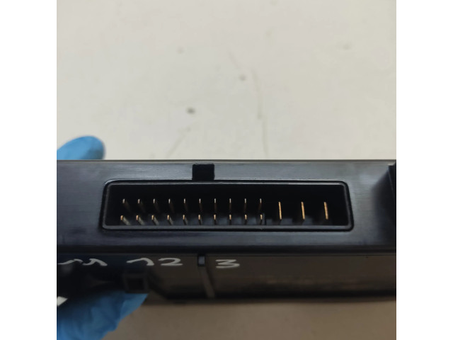 Блок комфорта 9176878, 61359176878 BMW 1 E81 E87