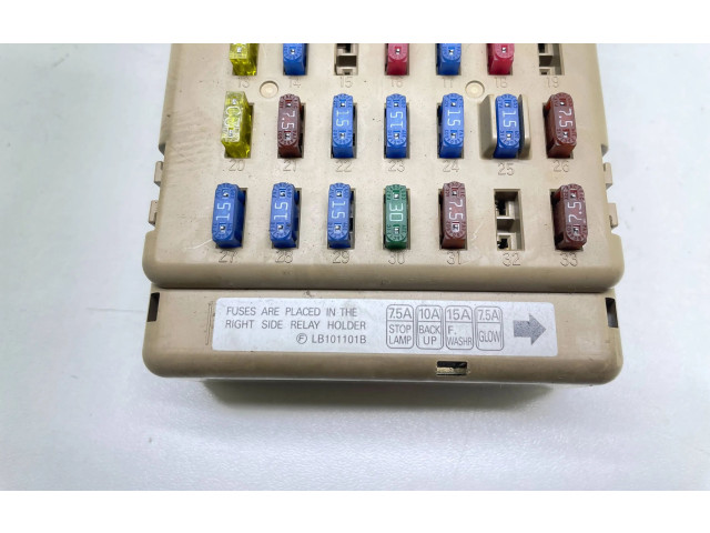 Блок предохранителей 82201FG010, 807211   Subaru Forester SH    