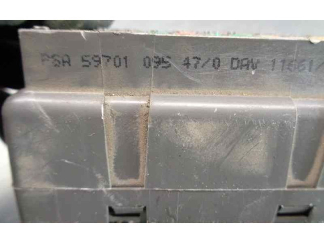 Pojistková skříňka Řídící jednotka BSM 9631527980 Peugeot 806 2001