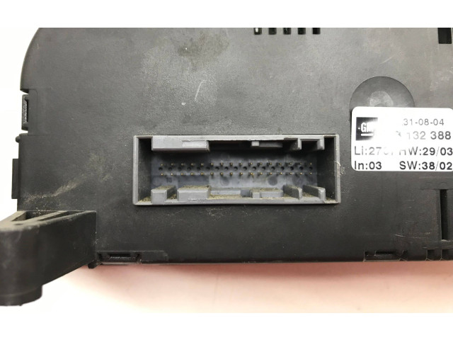 Блок управления климат-контролем 013132388 Opel Meriva A