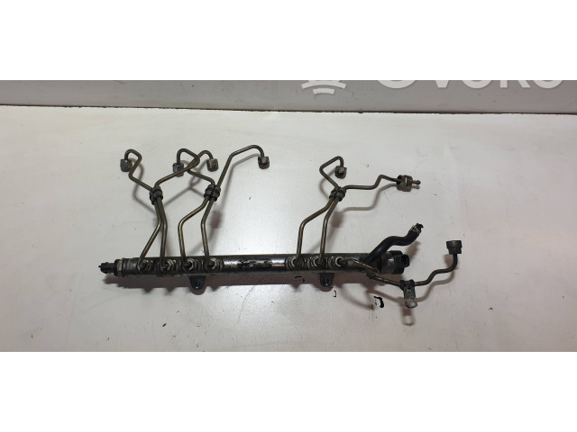 Vstřikovací lišta Volvo XC70