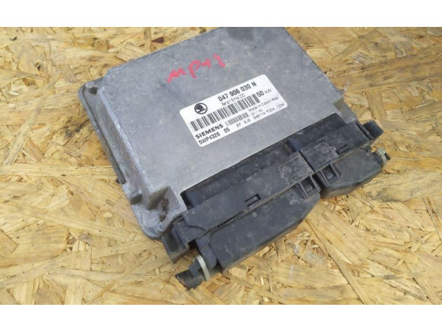 Řídící jednotka 047906030N Skoda Felicia I 1996