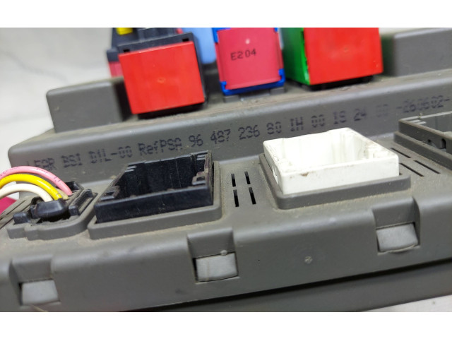 Pojistková skříňka 9648723680 Peugeot 607 2005