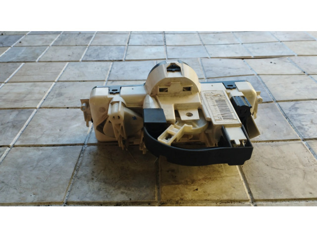 Блок управления кондиционера воздуха / климата/ печки (в салоне)