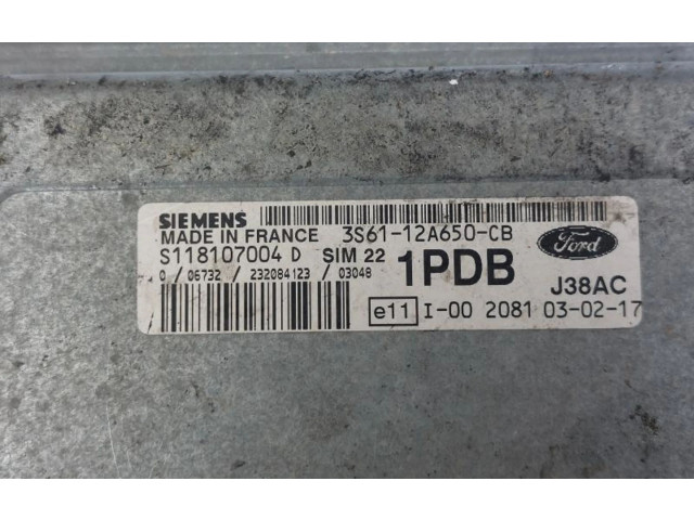 Блок управления двигателя 3S6112A650CB Ford Fiesta