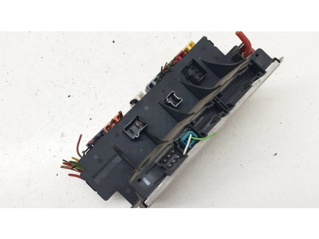 Pojistková skříňka A0285459832, 04511305001400 Mercede-Benz S W220 2002